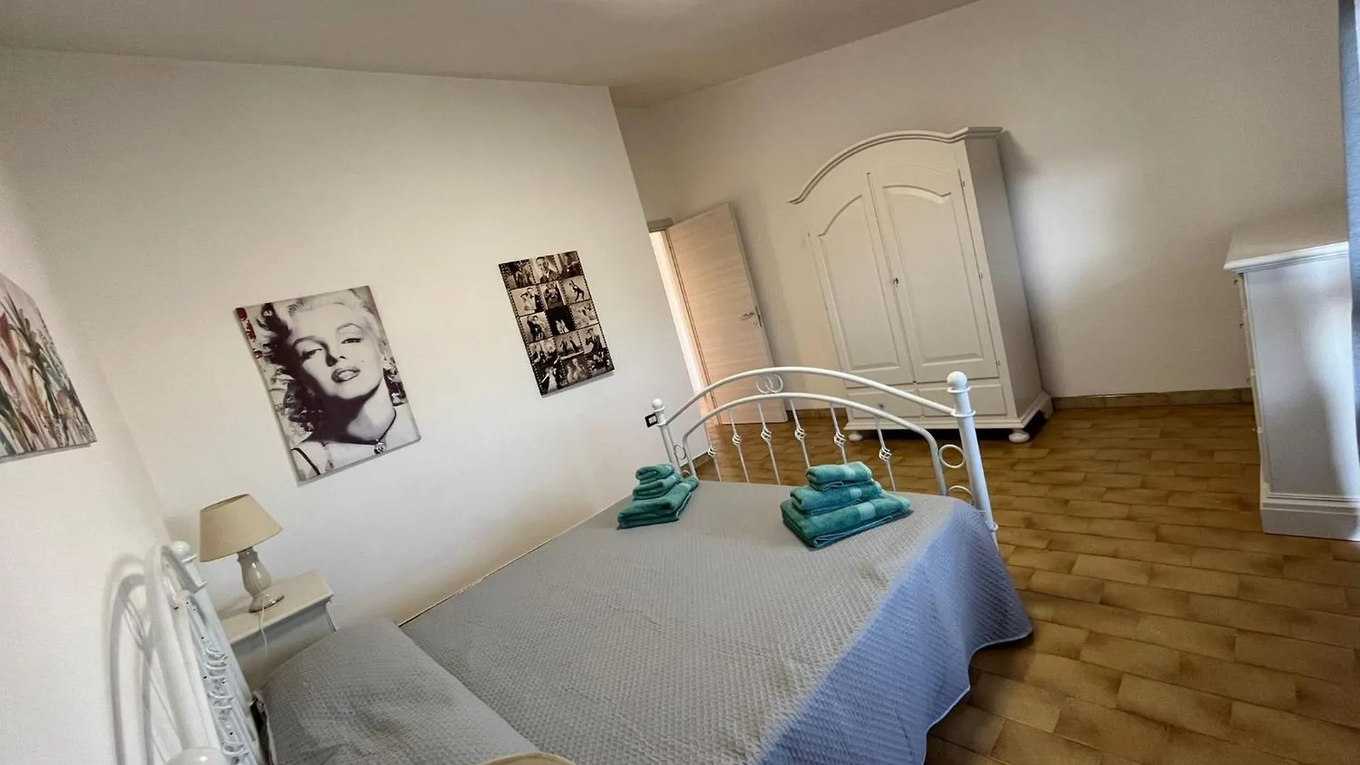 Casa Vacanze Fior Di Mondo Domusnovas 0*,  Italy