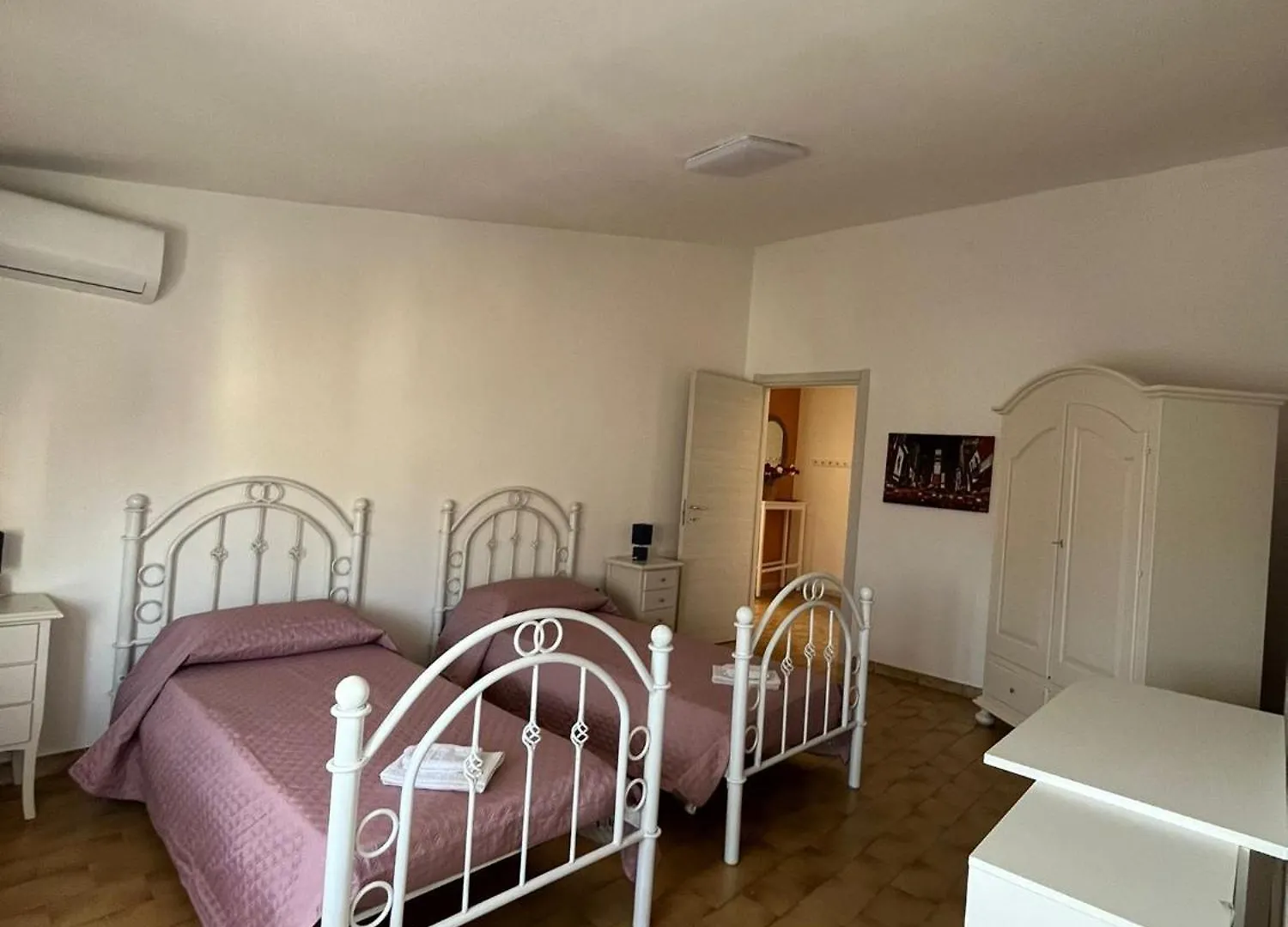 Casa Vacanze Fior Di Mondo Domusnovas Holiday home